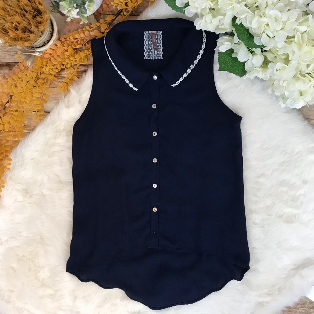 Mauve Collared Blouse Sleeveless Lace Trim
